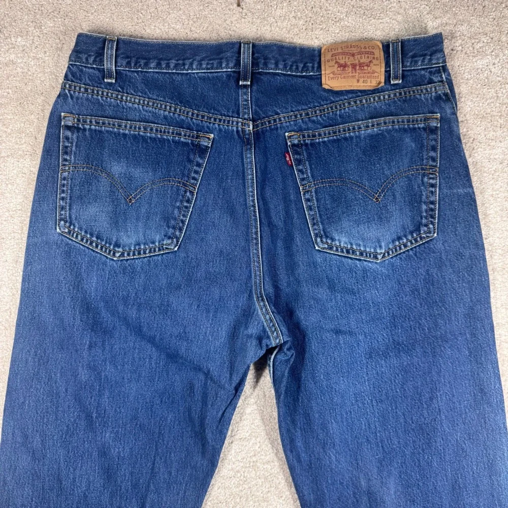 Levis 505 Regular Straight Leg Jeans Mens 40x32‎ Medium Wash Blue Denim 505-0216